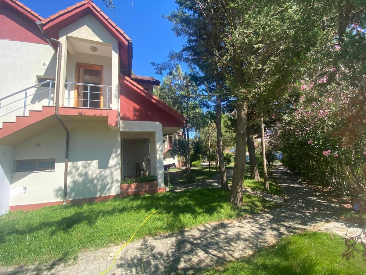 Ferienhaus Garden Ardo Golem (Tirana)